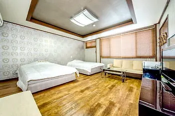 Gukje Hotel Jeju